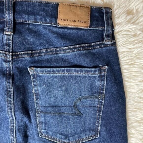 EUC American Eagle 360 Next Level Stretch Super High Rise Jegging size 2 Short - Picture 11 of 11
